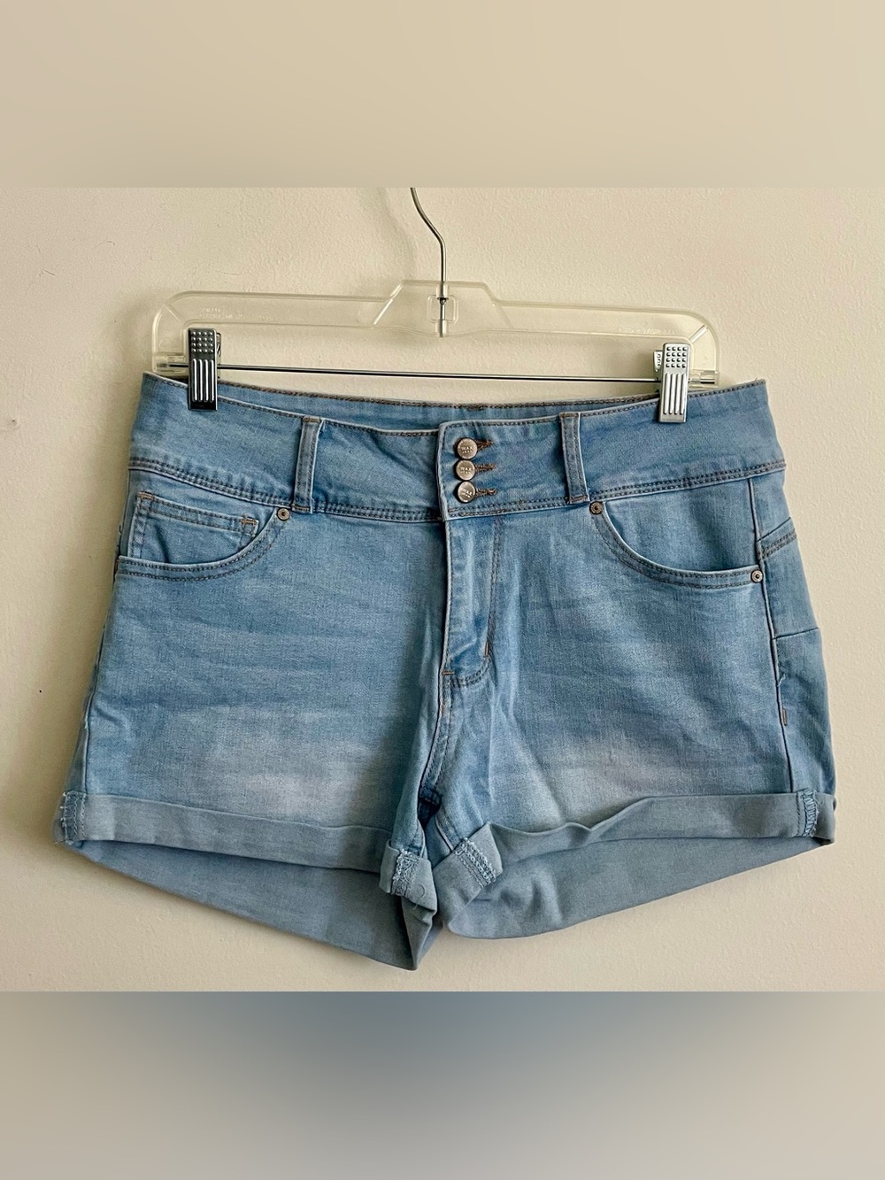 💎 Wax Jean Light Blue Cuffed Denim Shorts 💎